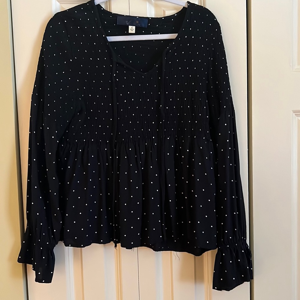 Peasant top. Black and white polka dots